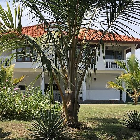 Ypsylon Resort Ostkueste Nilaveli Luaran gambar