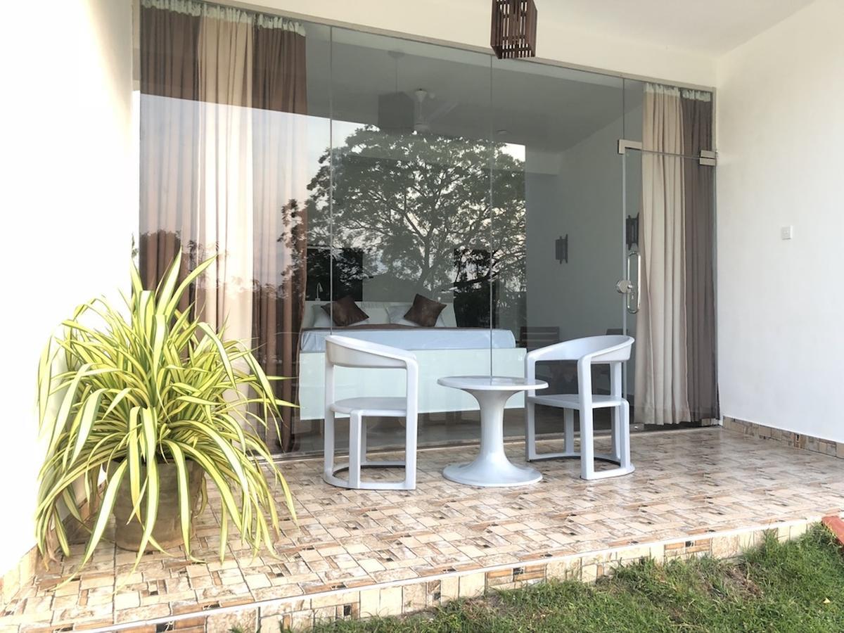 Ypsylon Resort Ostkueste Nilaveli Luaran gambar